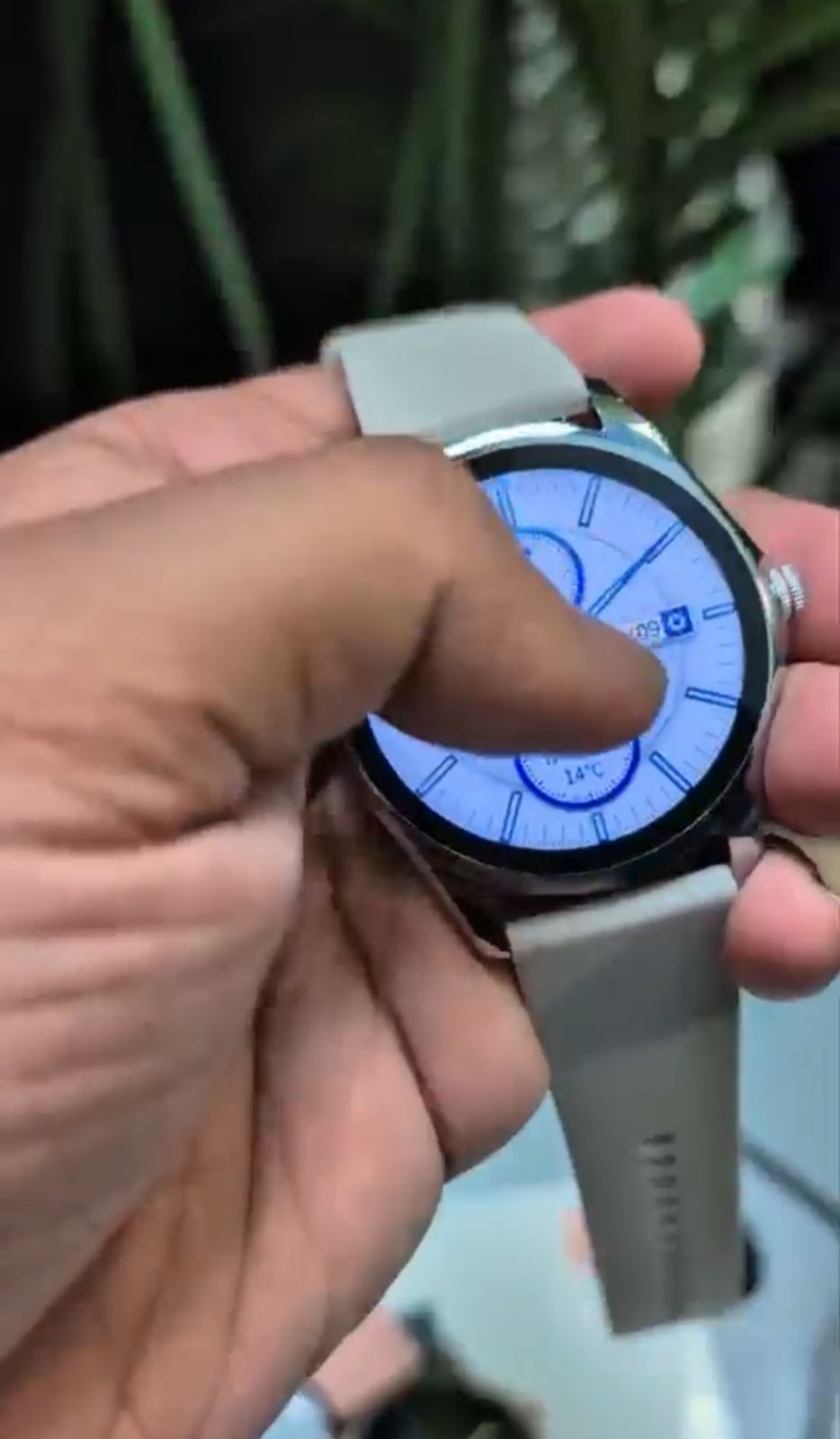 Smart silm Coin Watch