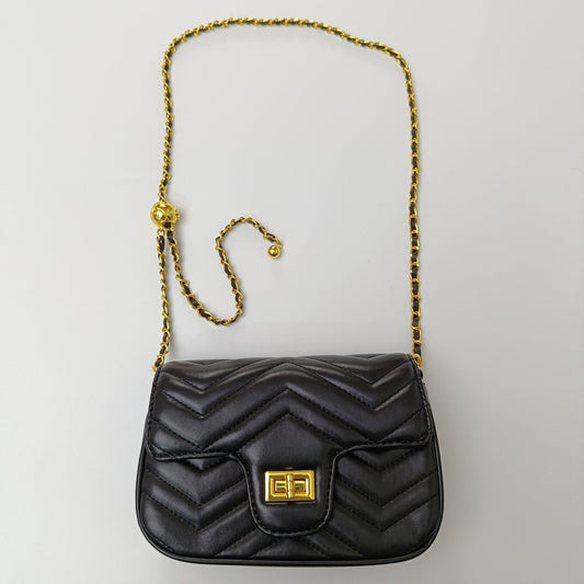 Black Quilted Heart Chain mini Shoulder Bag – Elegant Faux Leather Crossbody for Everyday Chic - Y-140