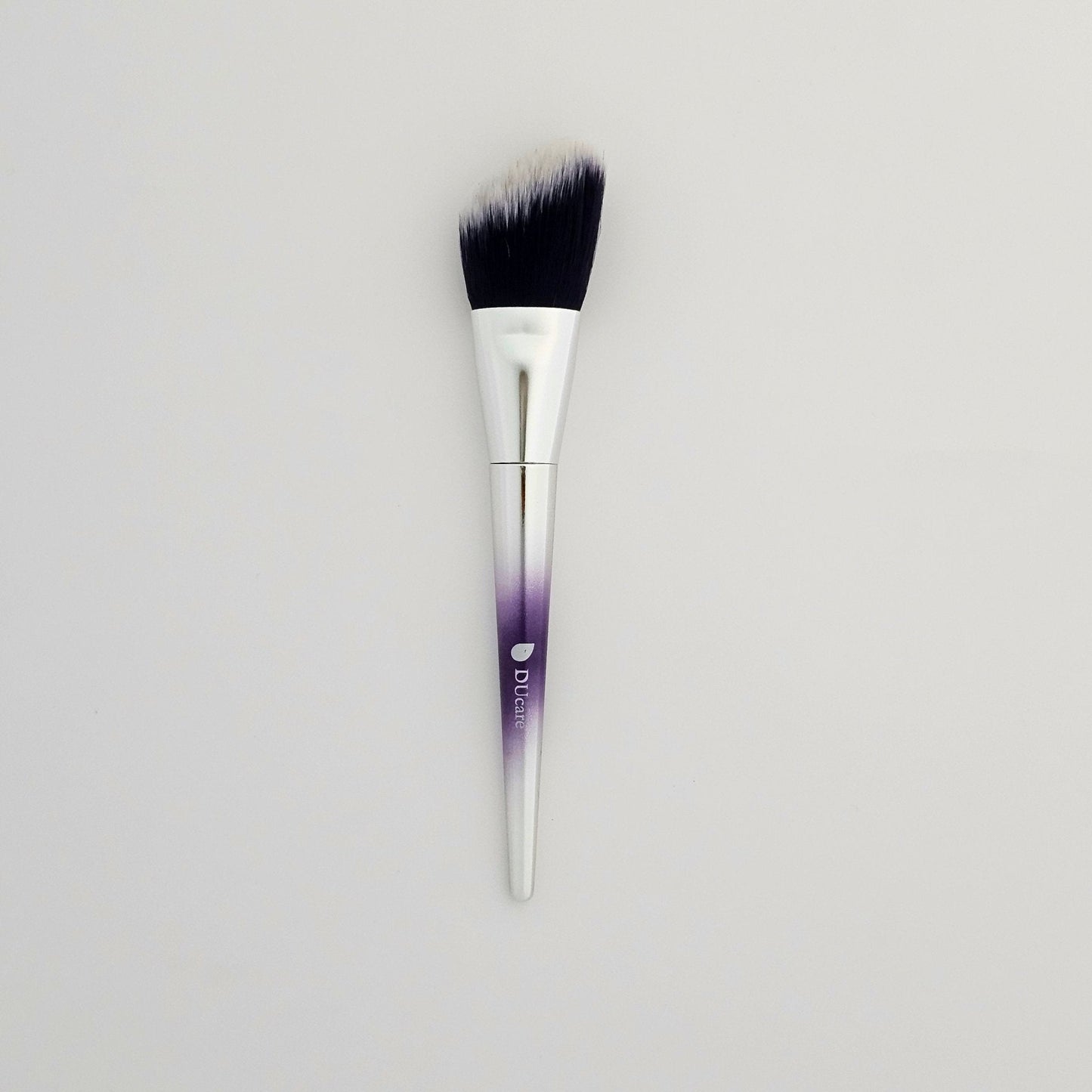 DUcare Angled Gradient Handle Powder/Contour Brush – Precision Contouring & Blending