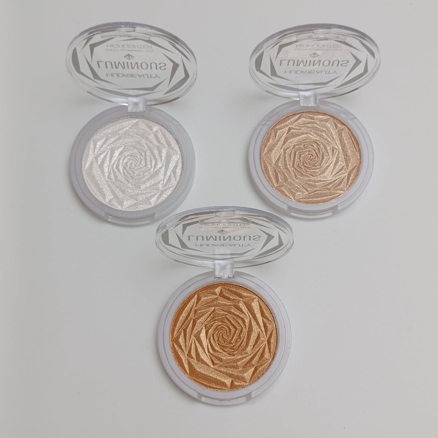 Huda Beauty Luminous Highlighter – Softly Illuminated Glow