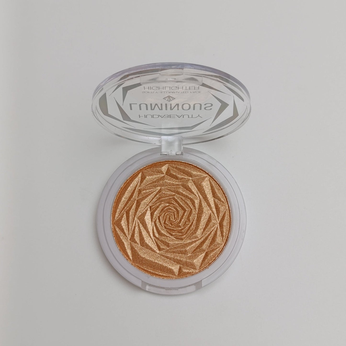 Huda Beauty Luminous Highlighter – Softly Illuminated Glow