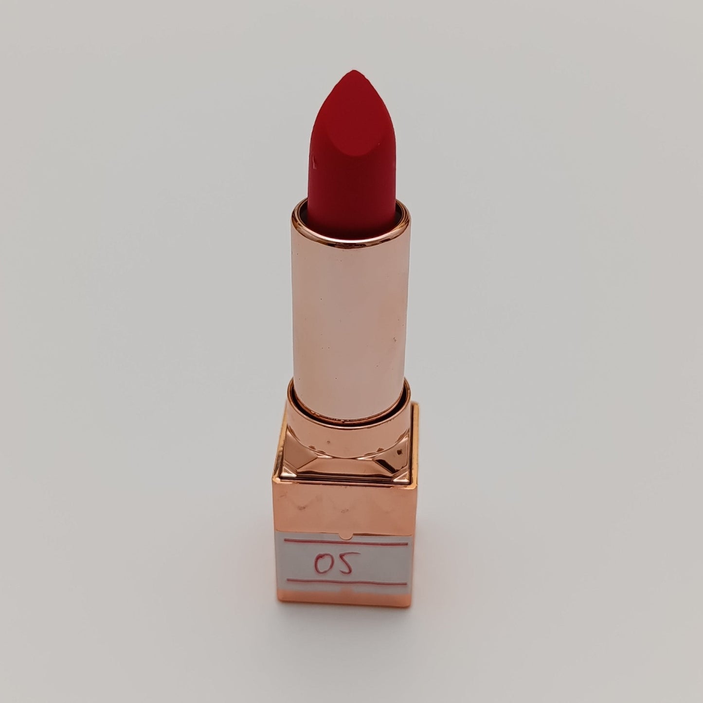 Luxury Lipstick Gold – Long-Lasting, Bold & Beautiful 12-Shades | Lotshop.pk