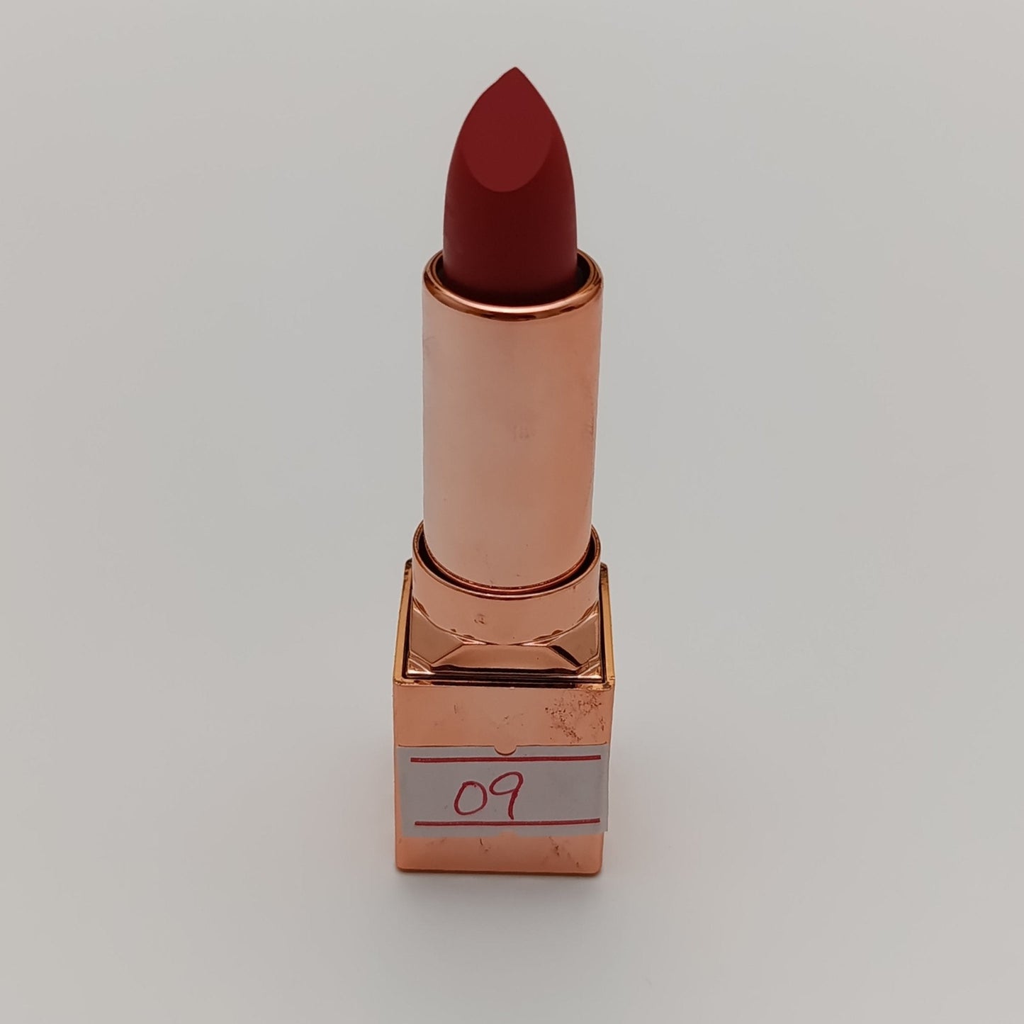 Luxury Lipstick Gold – Long-Lasting, Bold & Beautiful 12-Shades | Lotshop.pk