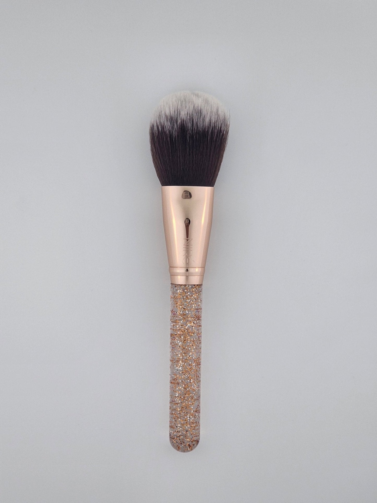 NIRE Professional Plush Powder Brush – Luxurious Softness for a Flawless Finish