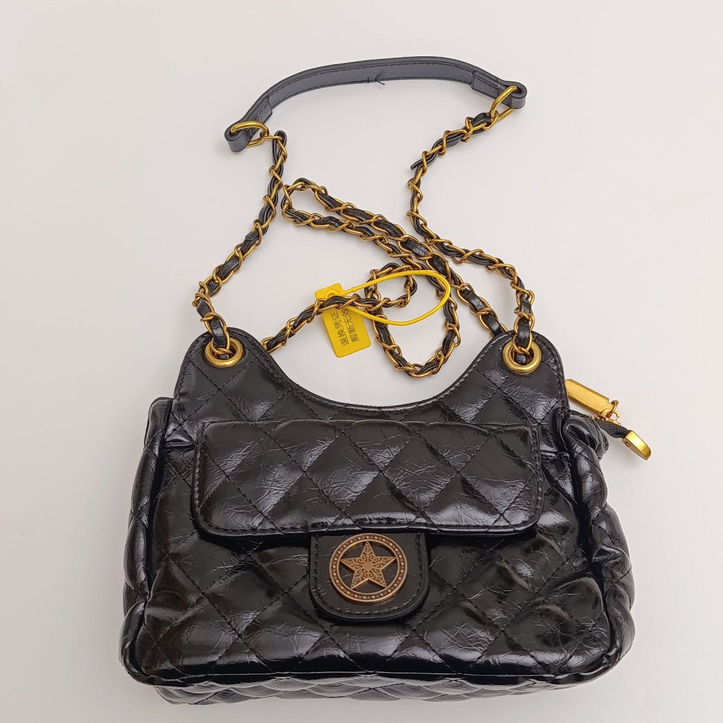 White Quilted Gold Chain Shoulder Bag – Luxury Crossbody Purse - 9001